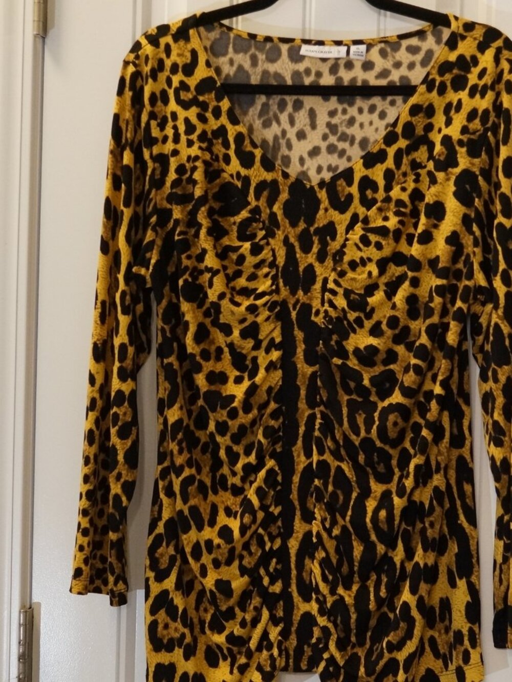 Susan Graver Printed Liquid Knit Ruched Front Top Size XL